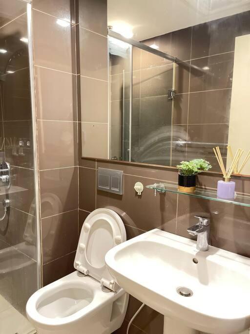 The Serene Escape Rockwell Makati City View 1Br Apartamento Manila Exterior foto