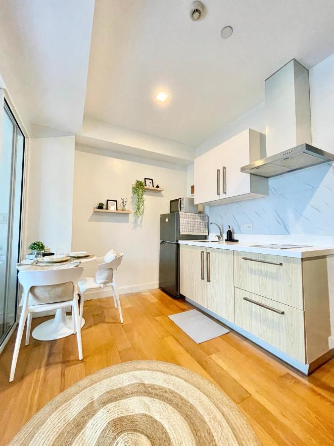 The Serene Escape Rockwell Makati City View 1Br Apartamento Manila Exterior foto